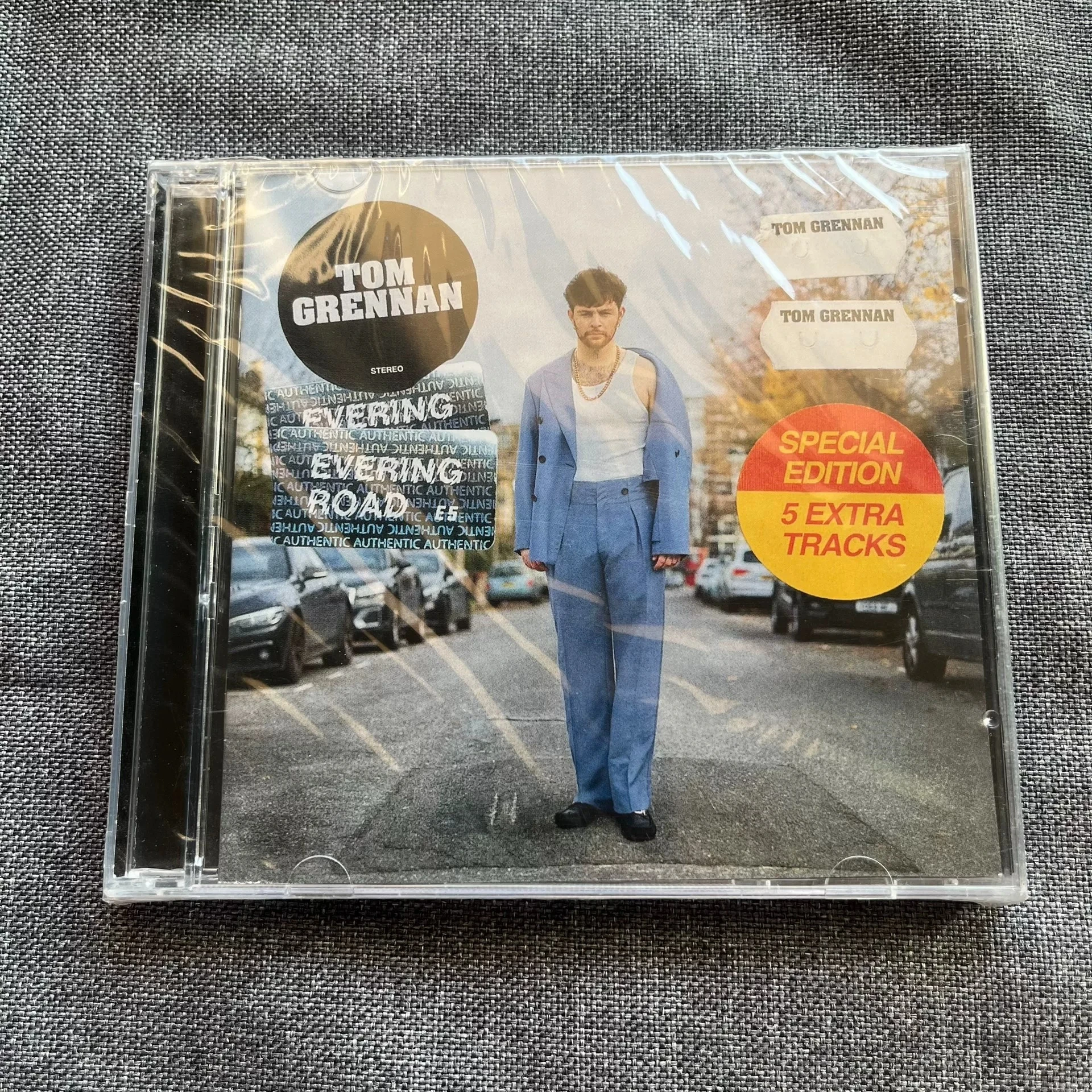 

Музыкальный CD-диск Pop Tom Grennan: альбом Evering Road, Little Bit Of Love, 2 шт., музыкальная запись, для косплея, Walkman, автомобильные саундтреки, музыка для вечеринок, в коробке