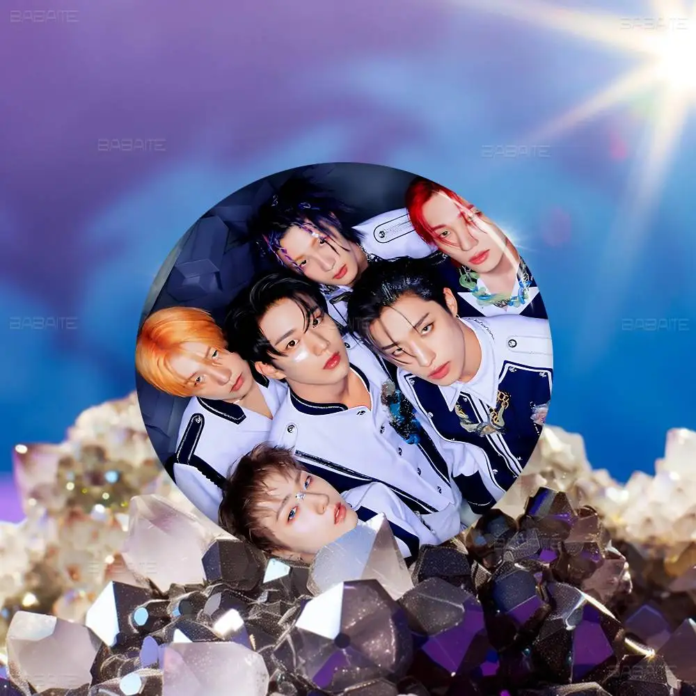 مخصص P1Harmony KPOP 32/44/58 مللي متر تخصيص زر دبابيس لطيف مضحك الإبداعية شارة مجوهرات ديكور هدايا للأصدقاء #4