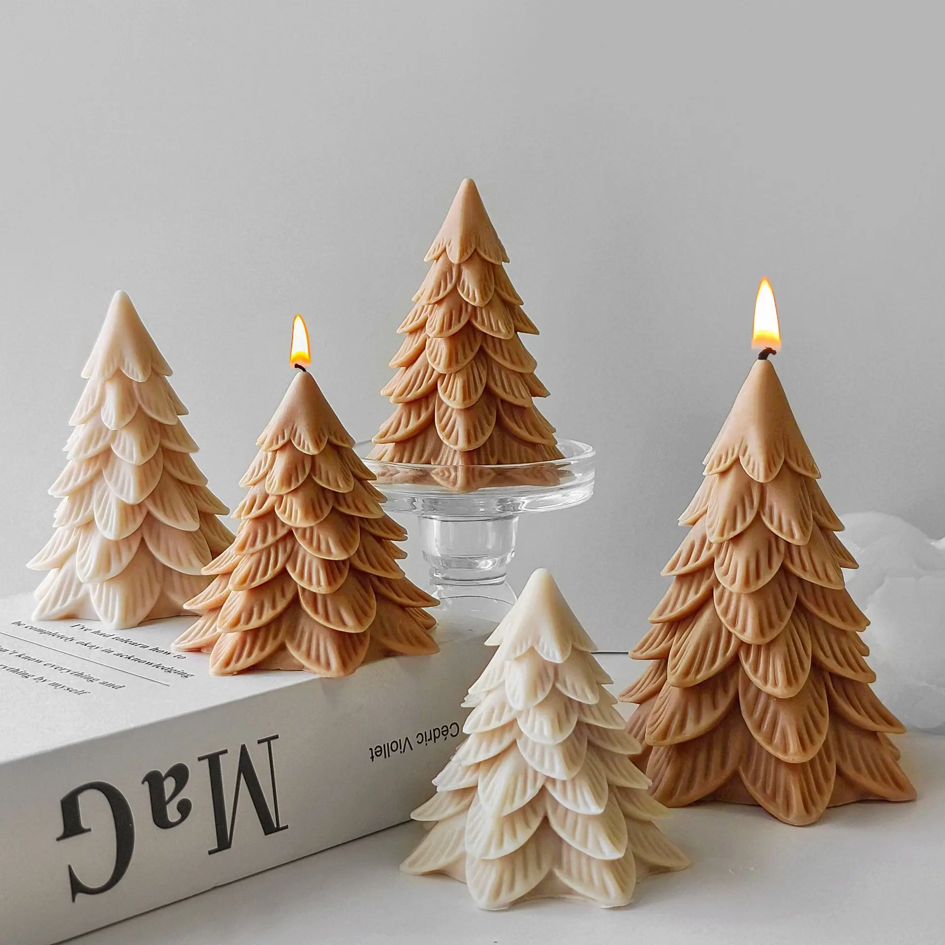 Christmas Tree Scented Candle Silicone Mold DIY Soap Bath Bomb Lotion Bar DIY Xmas Tree Shaped Mold for Home Party Decoration