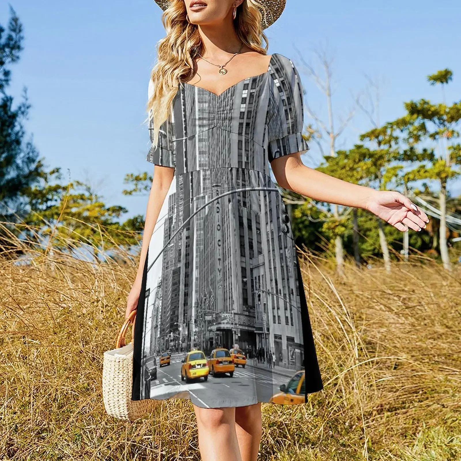 NYC Yellow Cabs Radio City Music Hall Short-Sleeved Dress dress for woman dress korean style