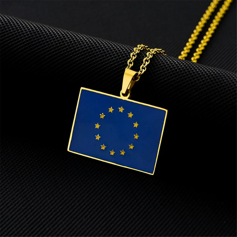 10 x New Car Metal European Union Turkey Norway Ukraine Venezuela Jamaica Map Pendant Vintage Alloy Necklace Hanging Keyring