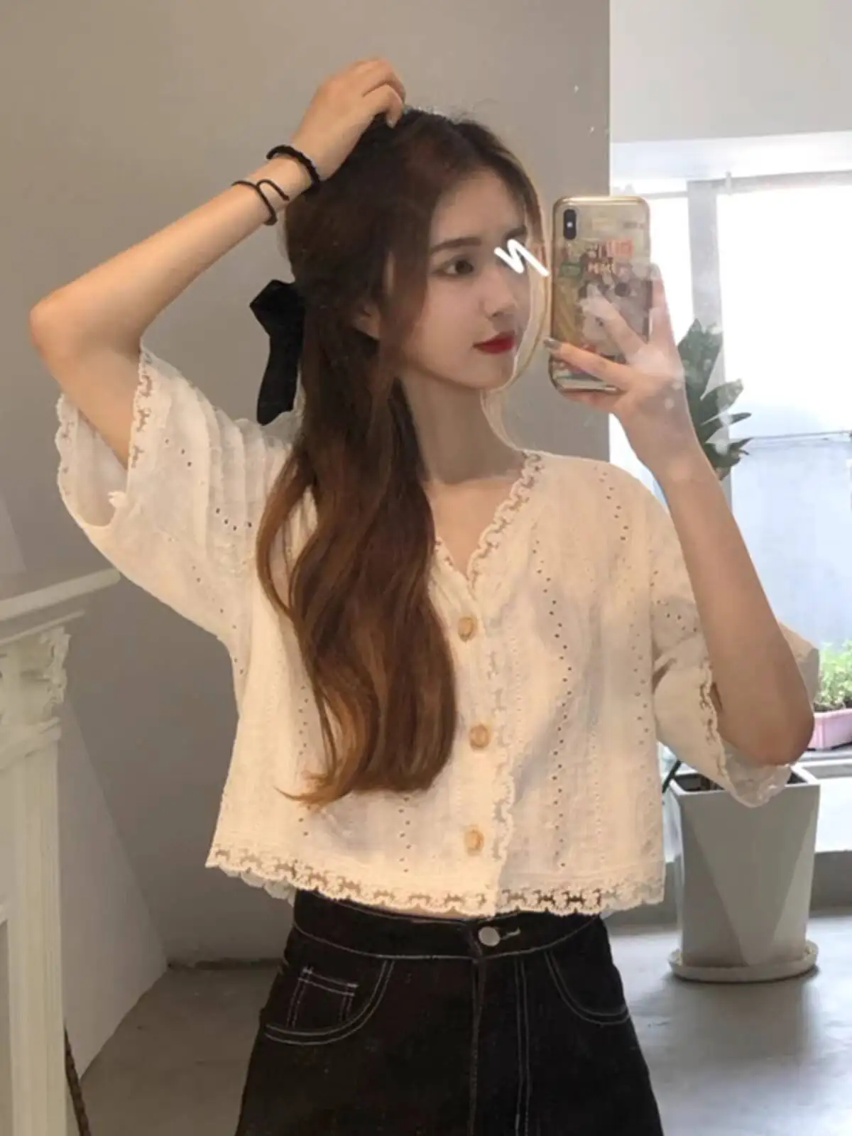 2026 New Summer Women's White Lace Cropped Cardigan Hollow Out Design Short Sleeve Outerwear With Unique Stylish Details Daily