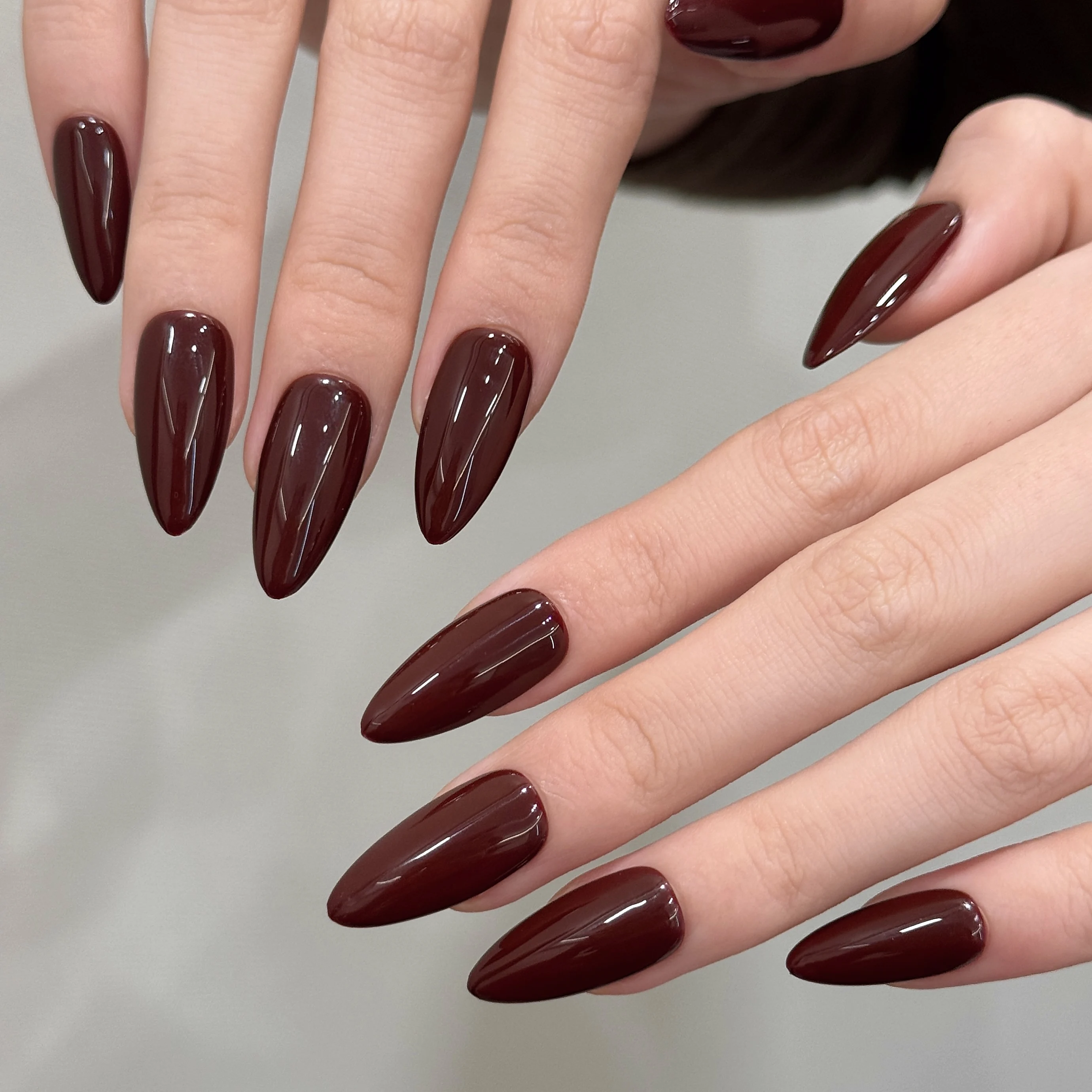 Solid Color Almond Nails – Minimalist Daily Style, Handcrafted Press-On Nail Set for Hands & Feet