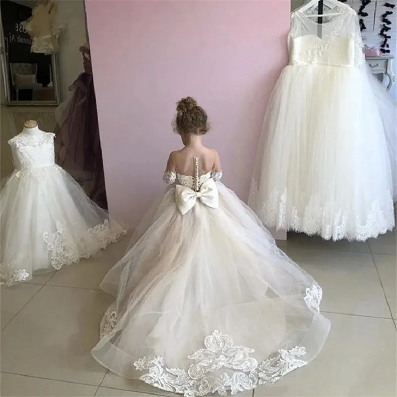Maßgefertigtes Großhandels-Spitzenkleid mit Langen Ärmeln und Schleifenschleppe für Blumenmädchen, Prinzessinnenkleid für Kinder zur Ersten Heiligen Kommunion und Geburtstagsfeier – Detail 3