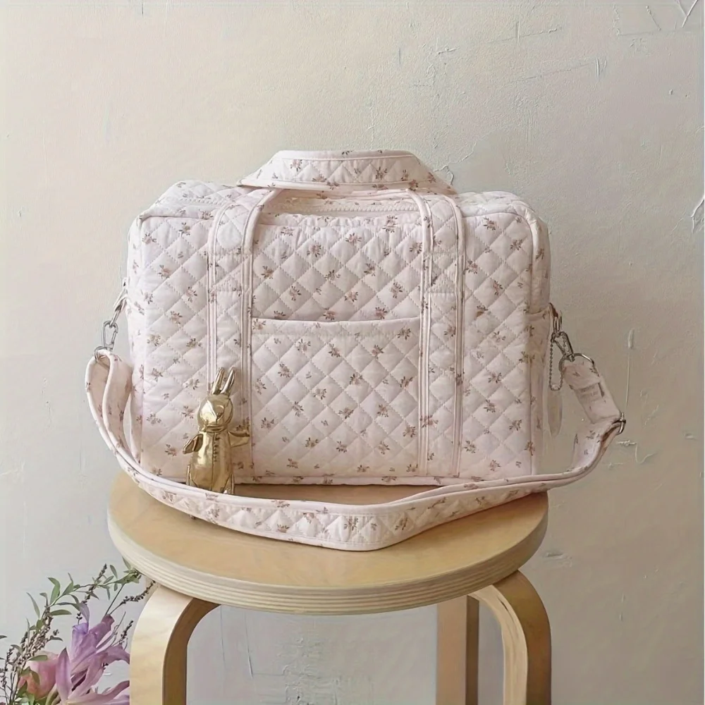 Sweet Pink Quilted Floral Handbag: Lightweight, Spacious, Multi-functional Travel Bag for Outings