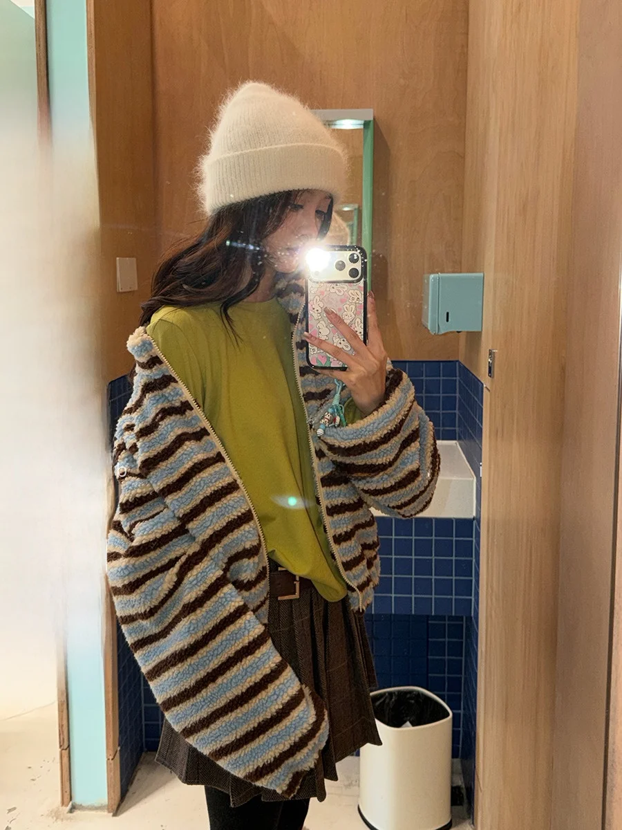 

Sinbounboun винтажное пальто контрастного цвета в полоску Fce ort Jaet с мехом ягненка на молнии, женская повседневная верхняя одежда, зима 2025