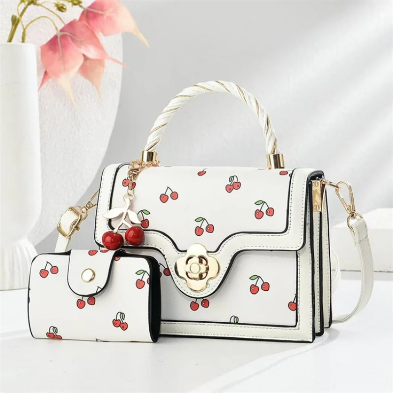 

Premium Women's Shoulder Bag Made Of Field-Printed Leather Boasting High-End Lasting Spacious Soft Daily Modern Style​