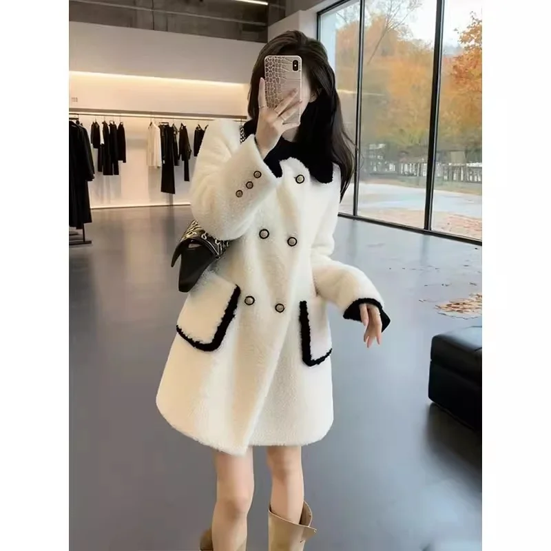 

Дизайнерское белое пальто из искусственного меха под овчину для женщин - модная зимняя утепленная куртка средней длины W2377, элегантная и теплая