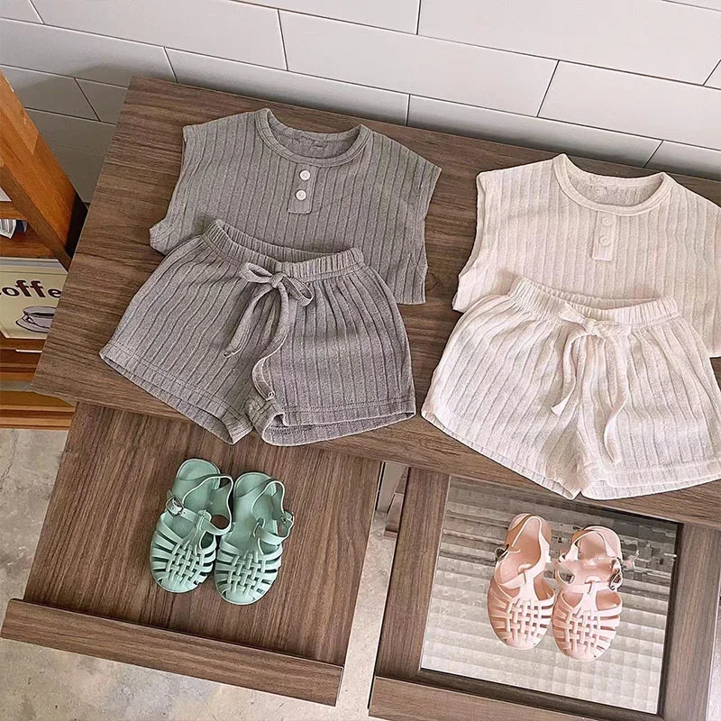 

2025 New Baby Summer Short Sleeve Clothes Set Solid Infant T Shirts + Shorts 2pcs Suit Comfortable Toddler Cotton Outfits