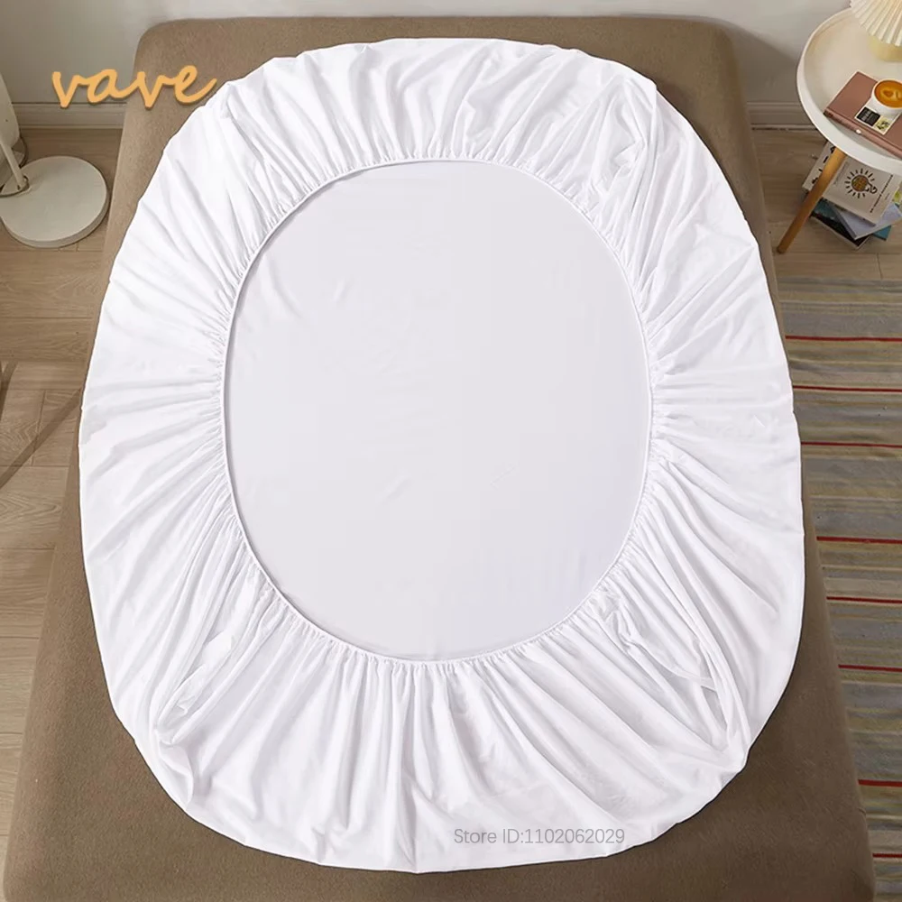 Plain cotton flat sheet in a solid colour