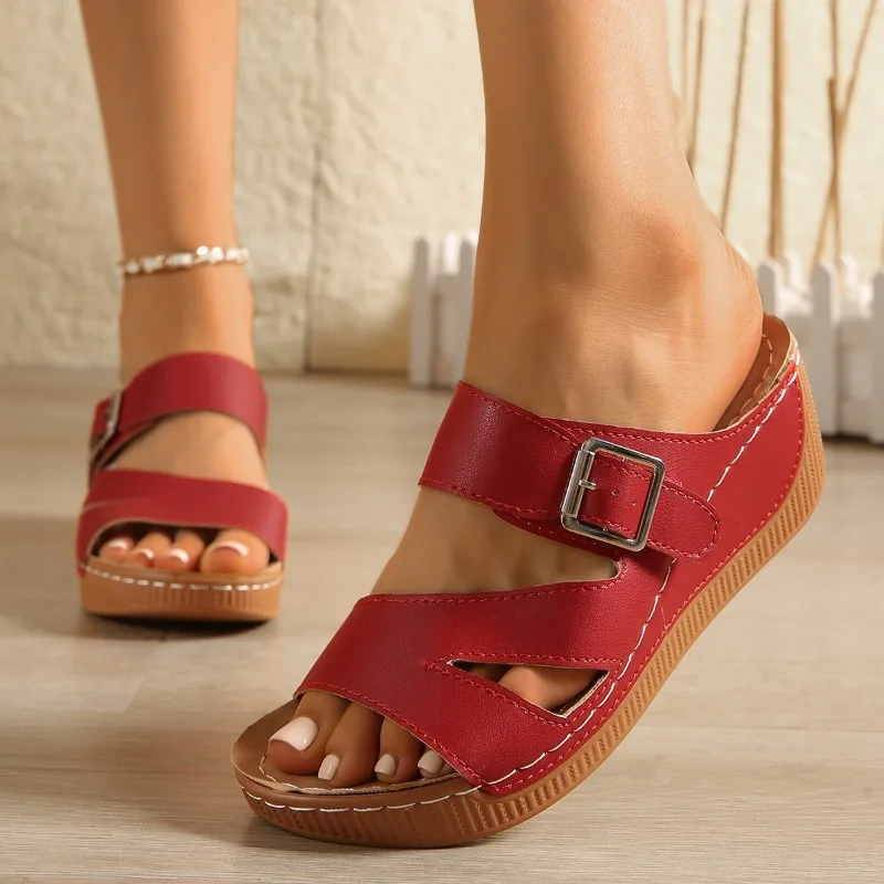 

2025 Women's Leather Strap Slide Sandals Thick Wedge Heeled Women's Slippers For Outdoor Use Casual Hollow Open Heeled Straps