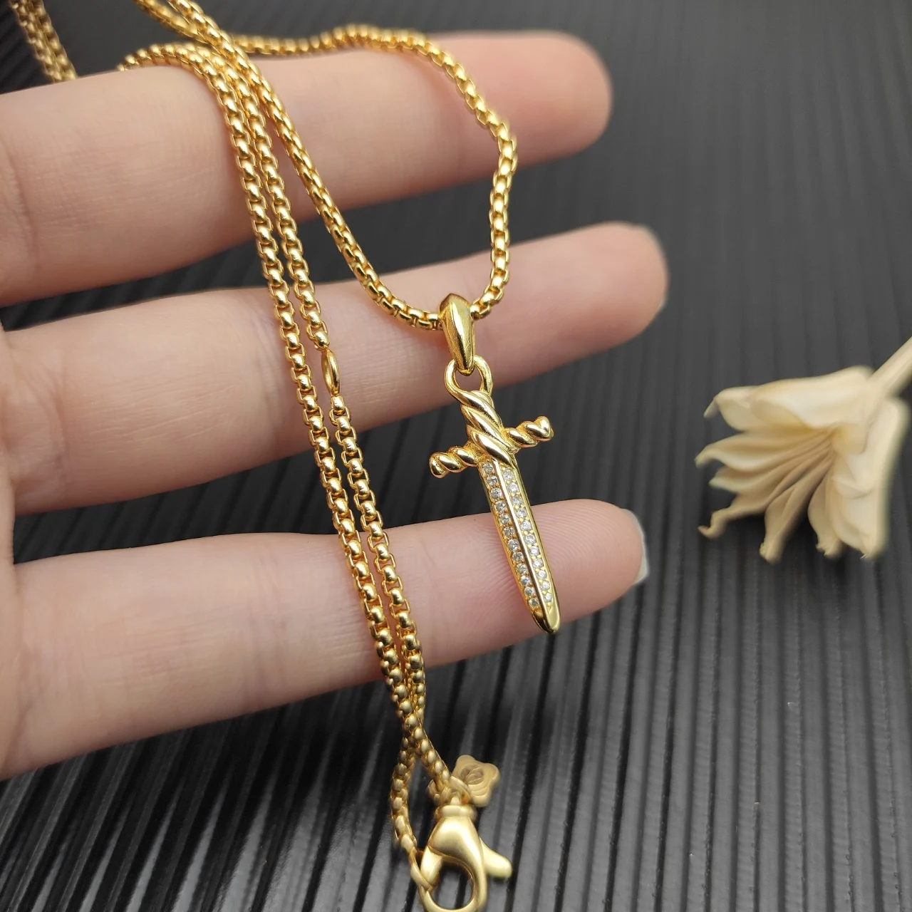 

S925 Collier poignard en argent sterling nouveau style,étale en or,personal unisexe,tendance,bijoux de luxe,cadeau