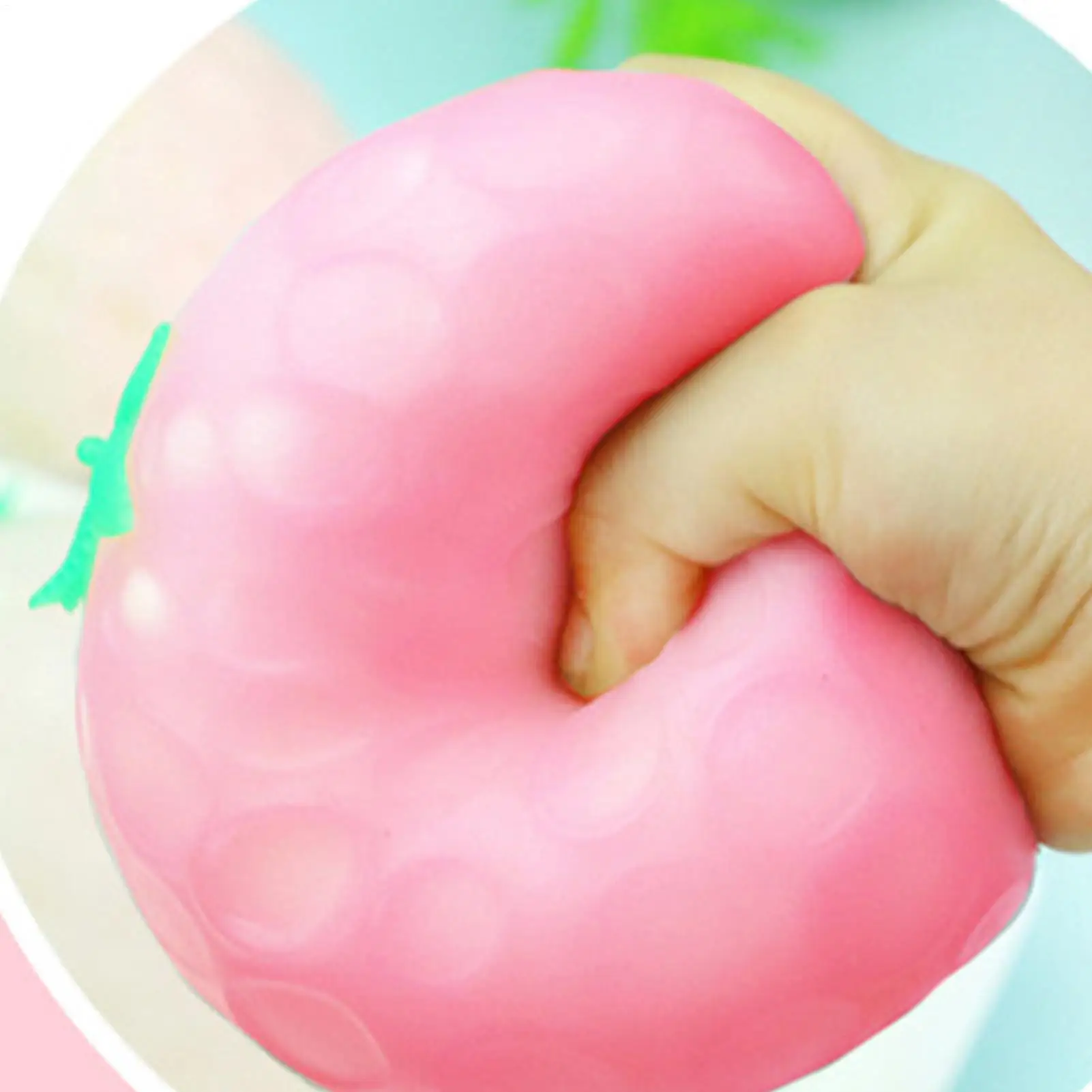Color-Changing Strawberry Squeezable Toy Simulated Strawberry Stress Relief Ball Funny Finger Fidget Kneading Toy Fruit Sensory