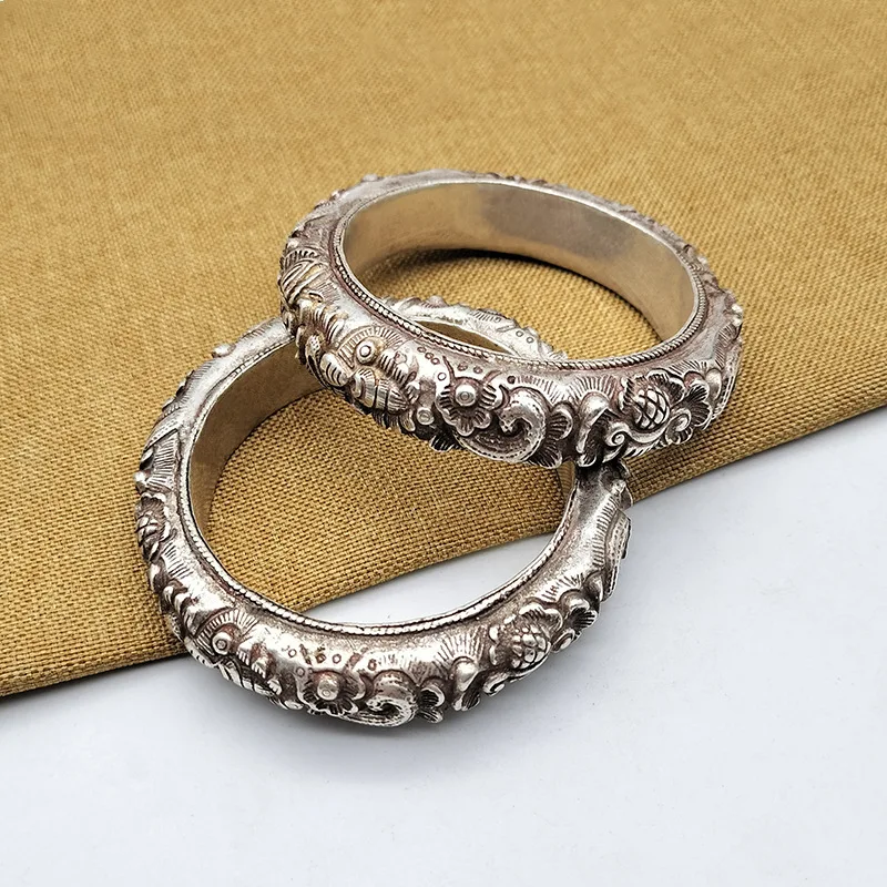 Miao Ethnic Bracelet, Imitation Antique Silver Bangle, New High-Relief Jewelry, Vintage Craftsmanship Accessory