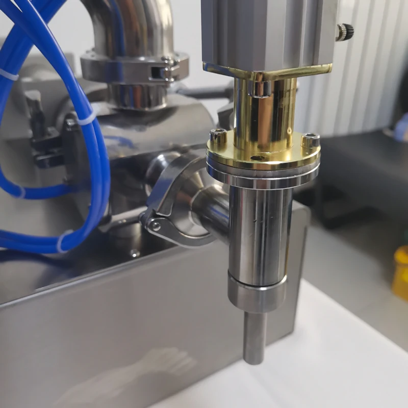 

Double Headed Small Piston Semi Automatic Liquid Paste Filling Machine Oil Orange Juice Beverage