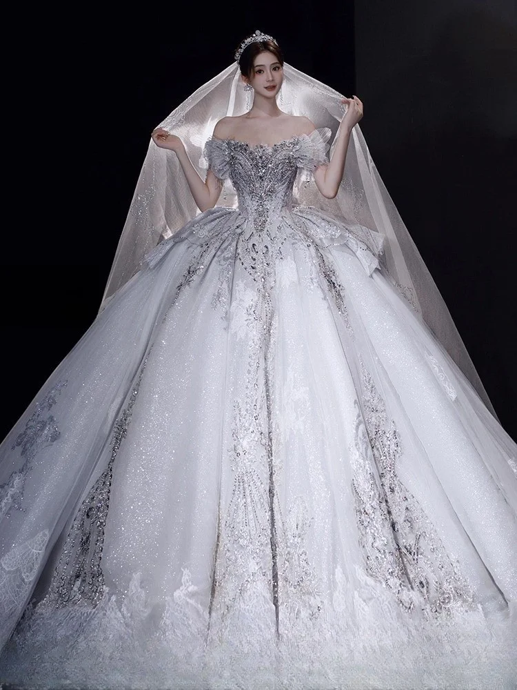 

A new heavy-duty luxury strapless haute couture dress with one-shoulder design