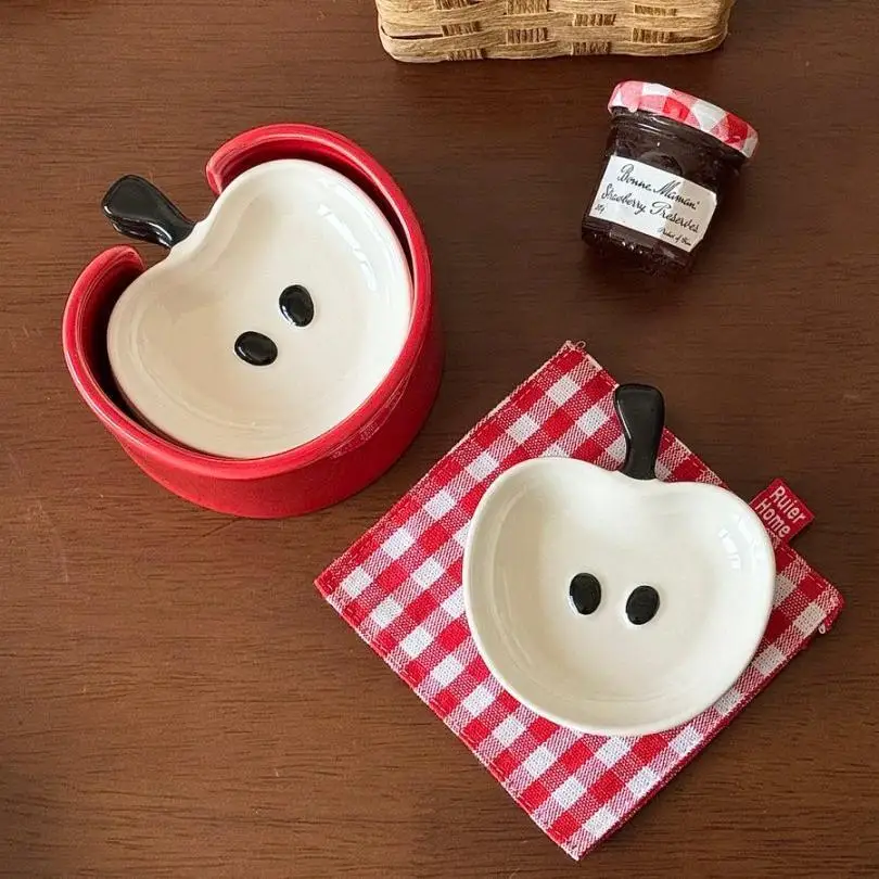 4pcs and 1 storage Tableware Small Apple Creative Cute Apple Ceramic Sauce Dish Hot Pot Home Soy Sauce Seasoning Snack