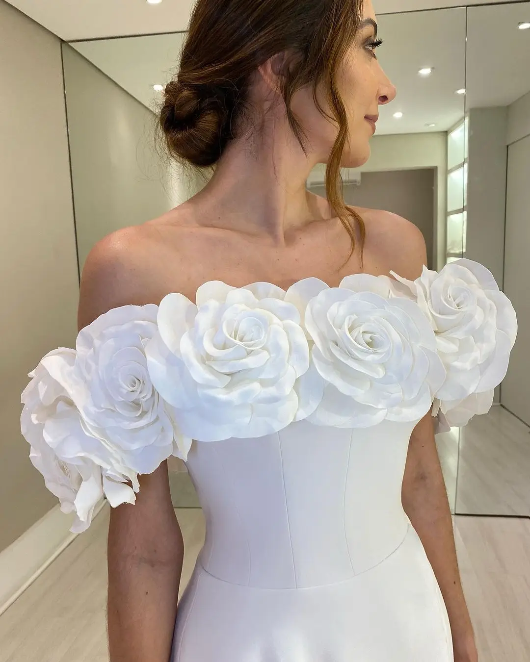 Vestido de novia de satén con escote rosa blanco elegante personalizado con pierna dividida y hombros descubiertos vestido de novia línea a para mujer 2024