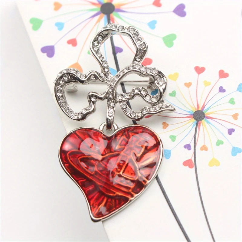 

New Light Luxury Love Brooch Elegant Temperament Ladies Pin Accessory Gift