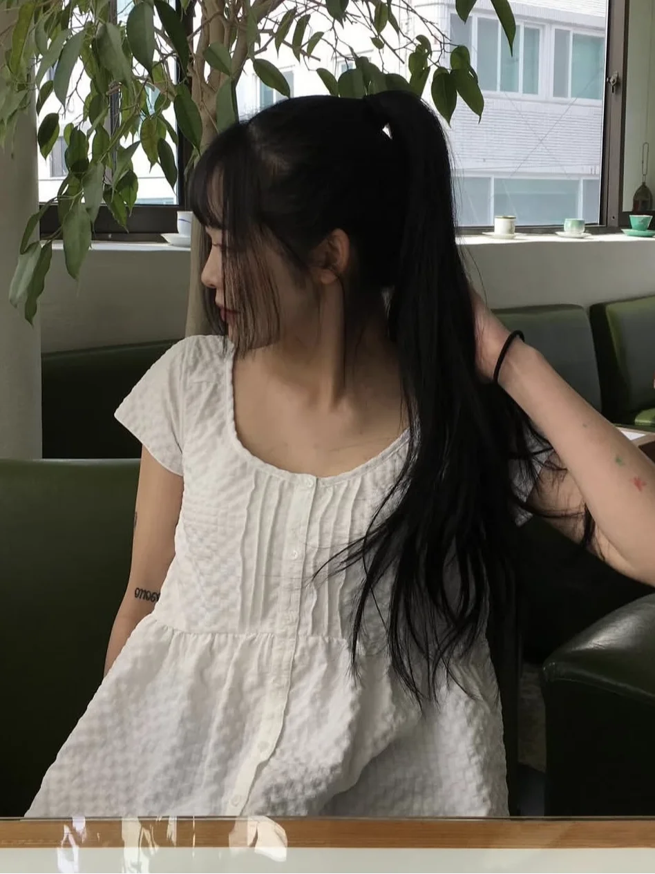 

Coyseio Doll irt Bubble Pattern ort Sve round Ne White Casual Loose Fit Women's irt Korean Japanese Sle Ins