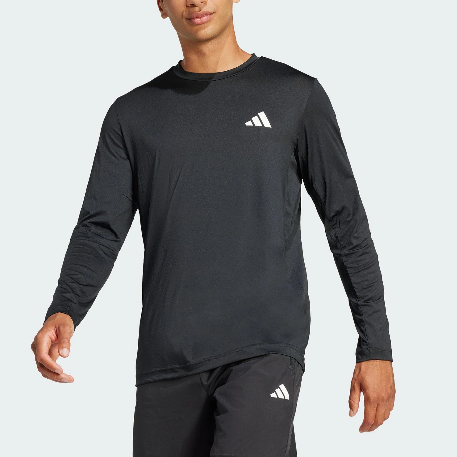 

Оригинальный мужской тренировочный пуловер Adidas с длинным рукавом, коллекция Весна/Лето 2025, модель JC7715