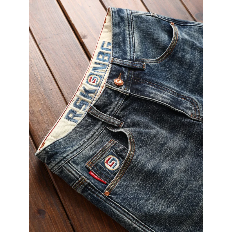 2025New جينز مطرز للرجال ، كاجوال قابل للتمدد صغير مستقيم الساق ، الخريف العصرية موضة الراقية الرجال السراويل