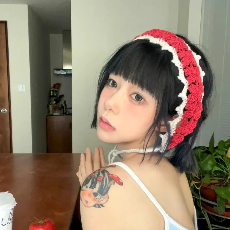 

Sweet Hand Knitted Headband Floral Crochet Hair Bandana Headscarf Hand-woven Lace-up Hair Band Fashion Hair Accessories