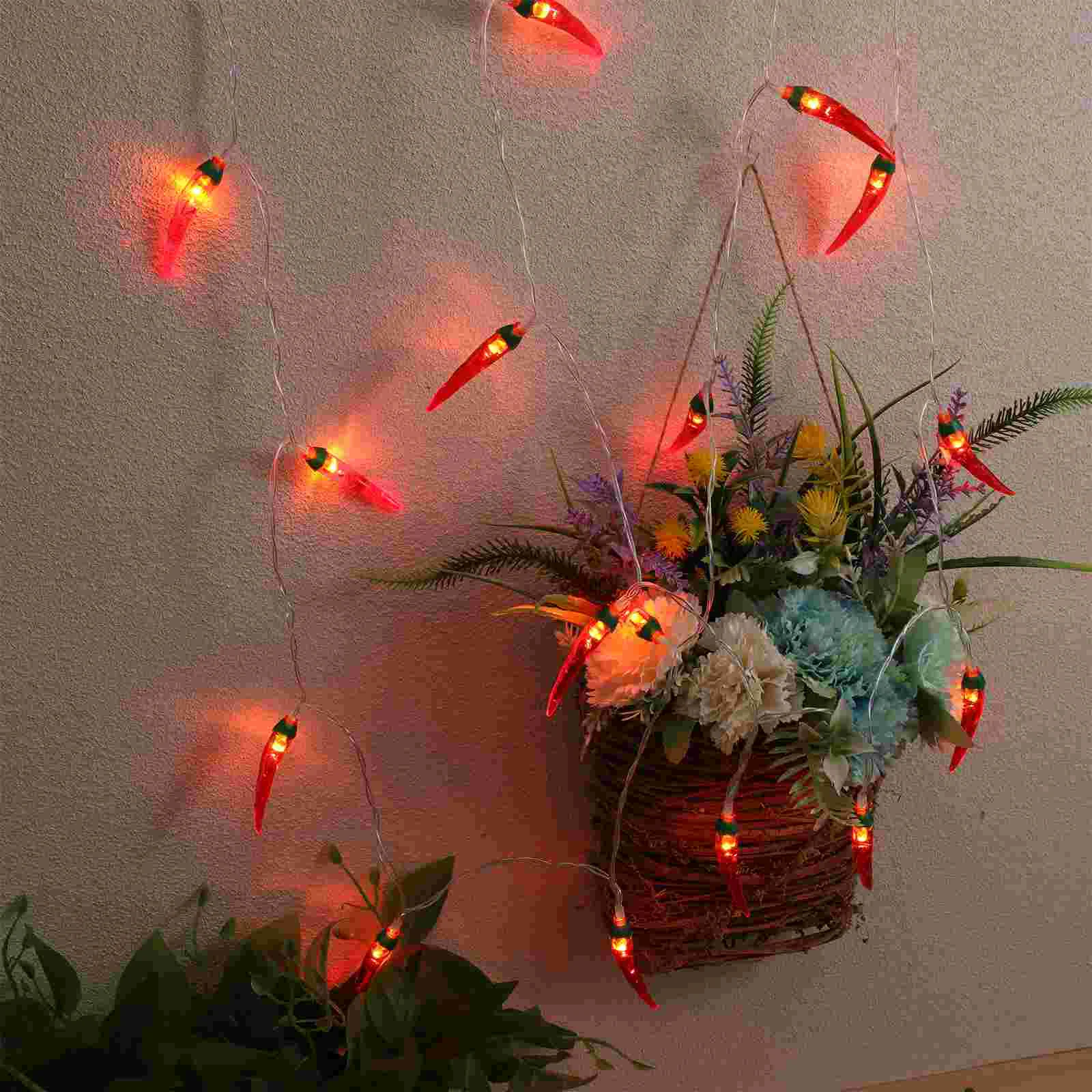 Chili String Lights 20 LEDs Powered Pepper Lights Decorations for Patio Fence Deck Balcony Camping (Red)