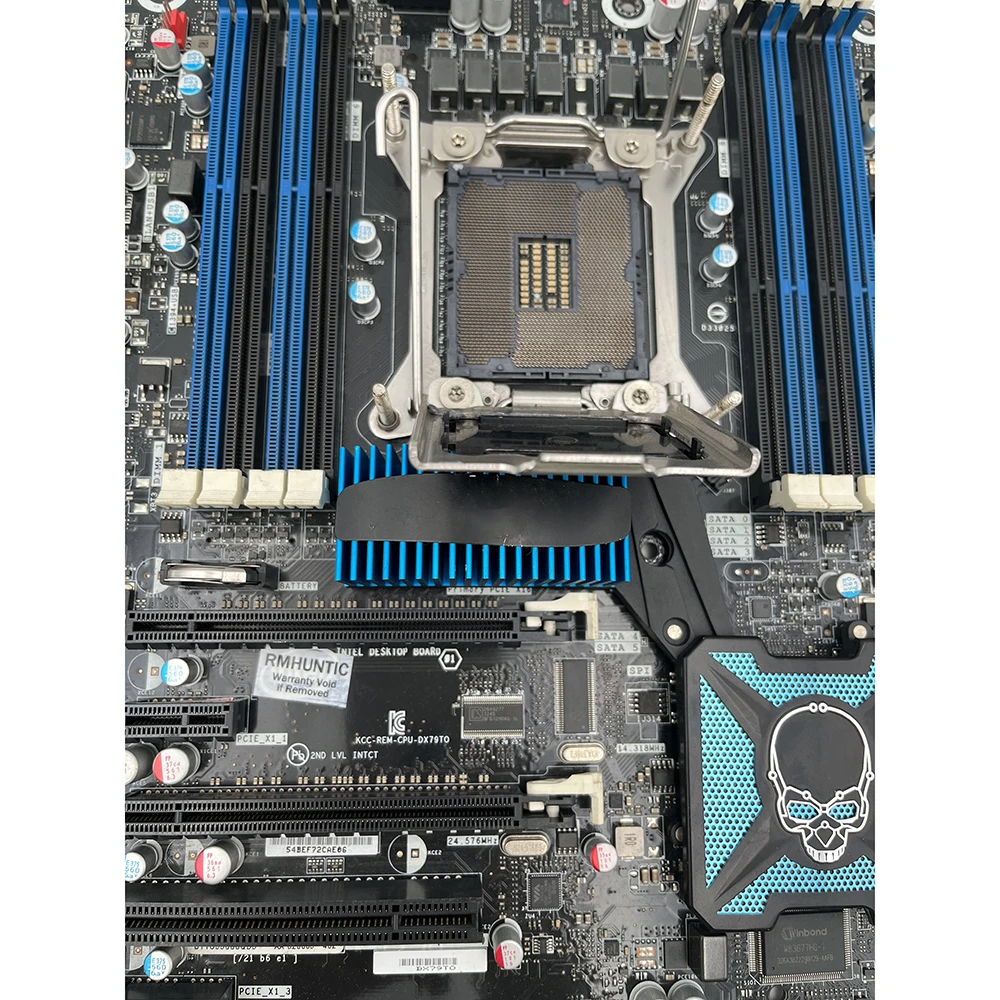 Placa base de lujo X79 DX79TO Skull System de alta gama para Intel compatible con E5 I7 3960X LGA 2011 DDR3 de alta calidad