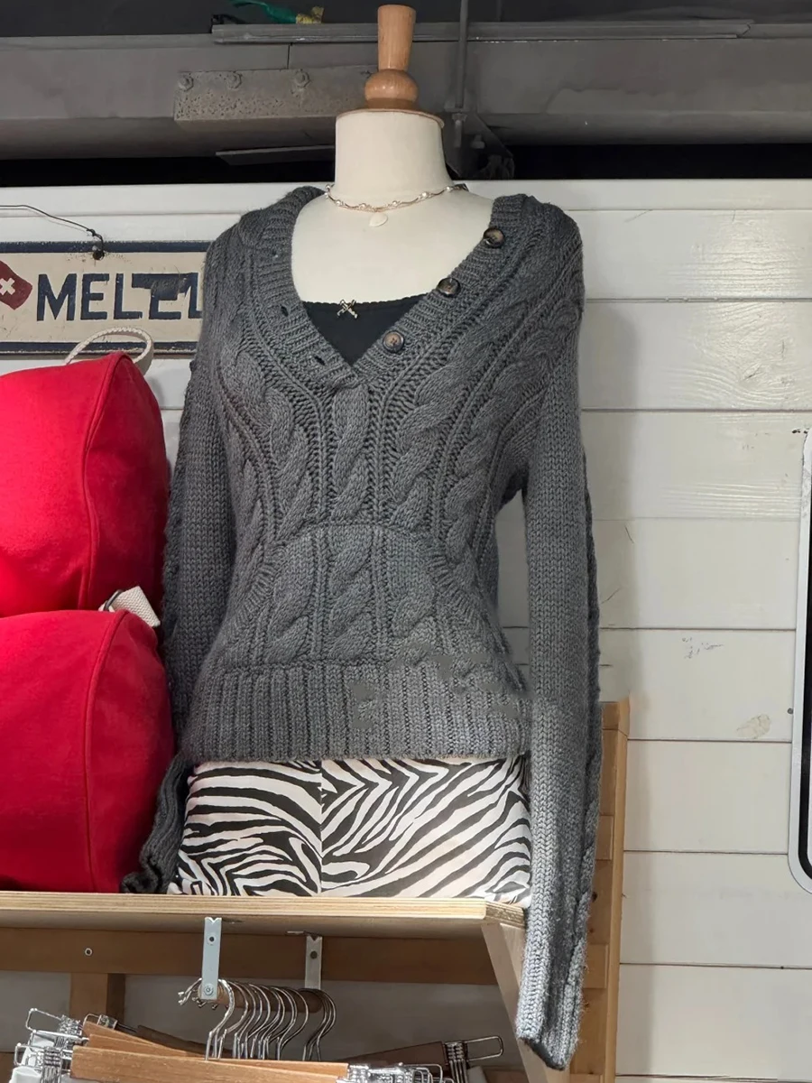 

Twist Flower Buttons Slim Sweater Women Autumn Solid Pocket Hooded Long Sleeve Knitted Hoodie Vintage Simple Sweaters Clothes