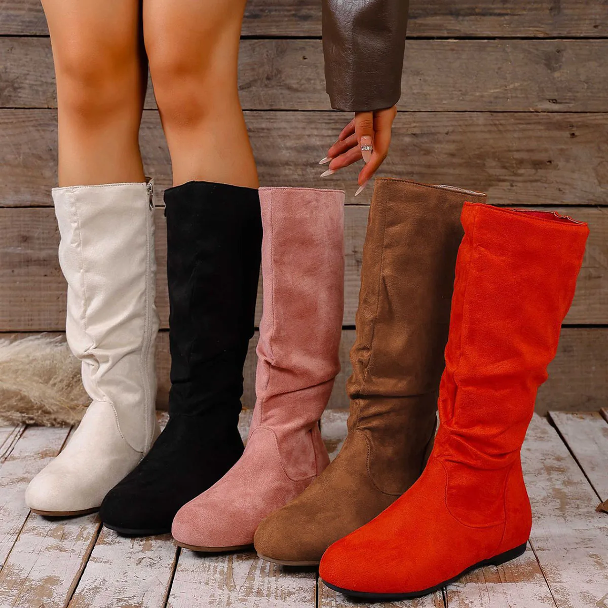 Nouvelles Bottes Moto Décontractées en Daim à Bout Rond Antidérapantes pour Femme, Confort Hiver, Style Sexy, Grandes Tailles, Bottes de Chevalier 2026