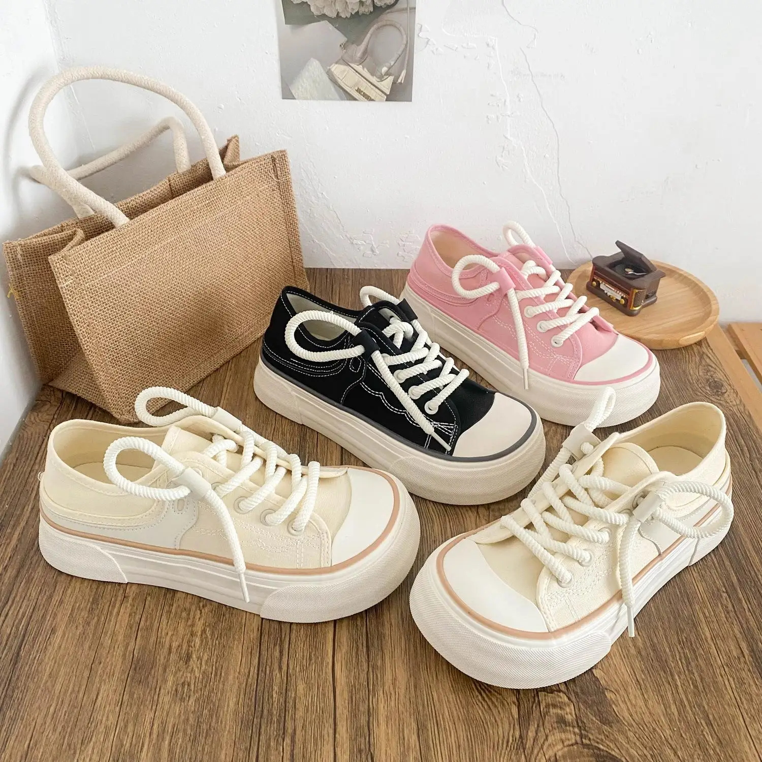 

Cute Mango Head Thick Bottom Canvas Slip-On Shoes Sakura Pink Women's 2024 New Style Half Slip White Shoes Casual Cross Tie