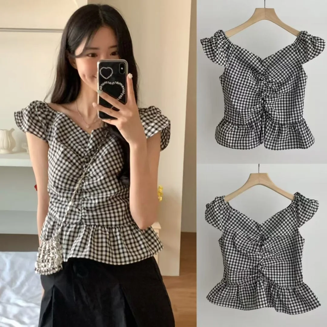 

Fre Summer 2025 Dongda Gate Sle irt Женский топ в хлопковую клетку ort Sve V-Ne с кружевным подолом и складками