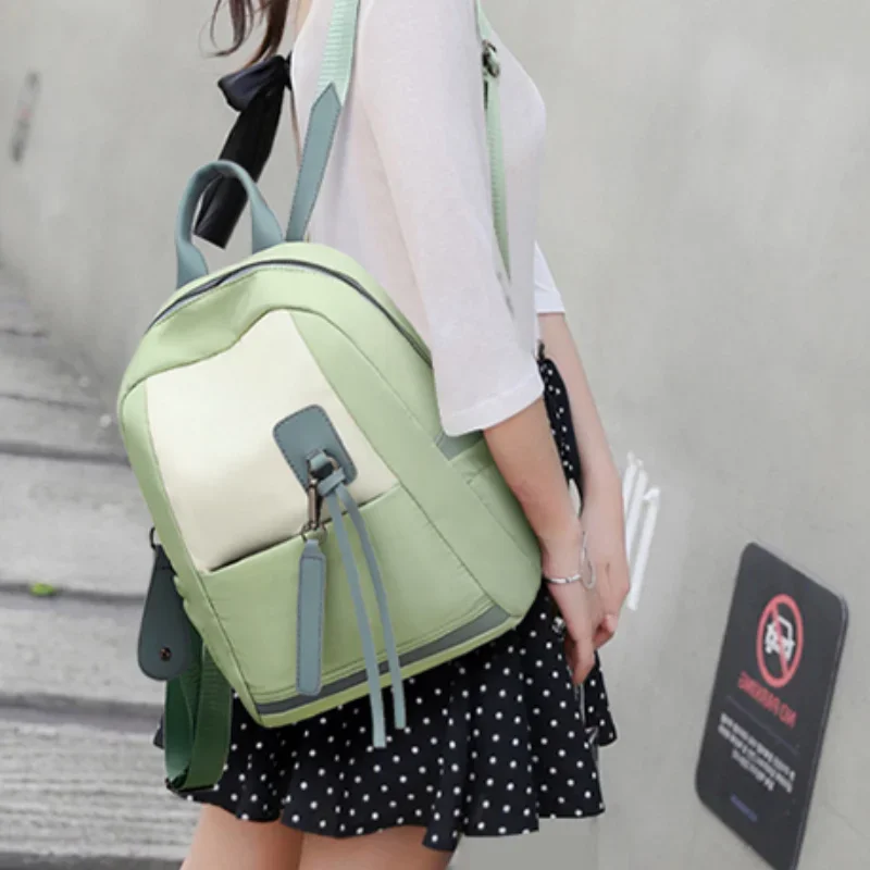 Small Backpack Woman Commuting Bag 2023 New Trend Color Contrast Waterproof Oxford Cloth Casual Backbags Korean Fashion Design