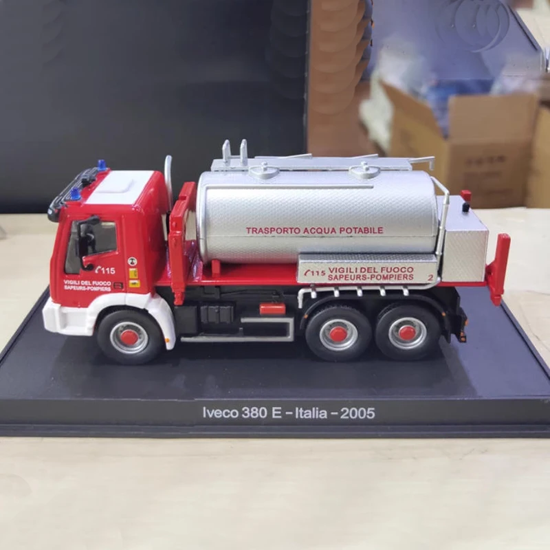 Escala 1/64 italiano iveco 380e motor de bombeiros 2005 simulação liga caminhão modelo exibição estática brinquedo colecionável presente lembrança