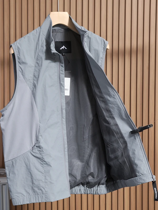 

Lightweight Classic Mountain Series Men's Outdoor Vest Thin Stand Collar Qui Dry Breathable Spring Summer Faion Urban Casual