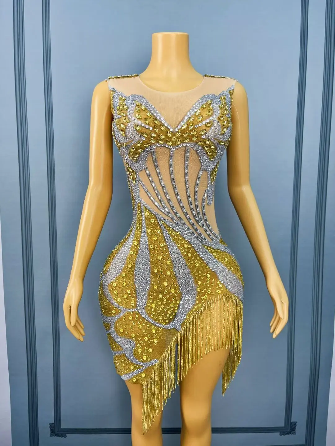 Sparkly Crystals Golden Chains Cocktail Dress Sexy Women Luxury Evening Dress Sheer Mesh Dance Show Short Dresses Huangjindie