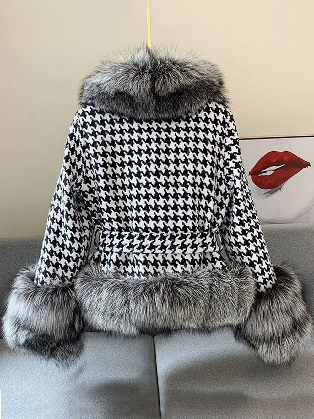 Fur Coat Women\'s 2023 Winter New Young Style Short Houndstooth Imitation Silver Fox Fur Warm Plush Faux Fur Jacket Female