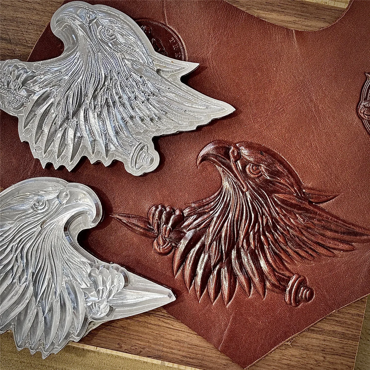 

3D Eagle Head Leather Embossing Stamp Metal Stamping Mold Hydraulic Pressure Stamps Leathercraft Carving Pressing Tool 9x14cm