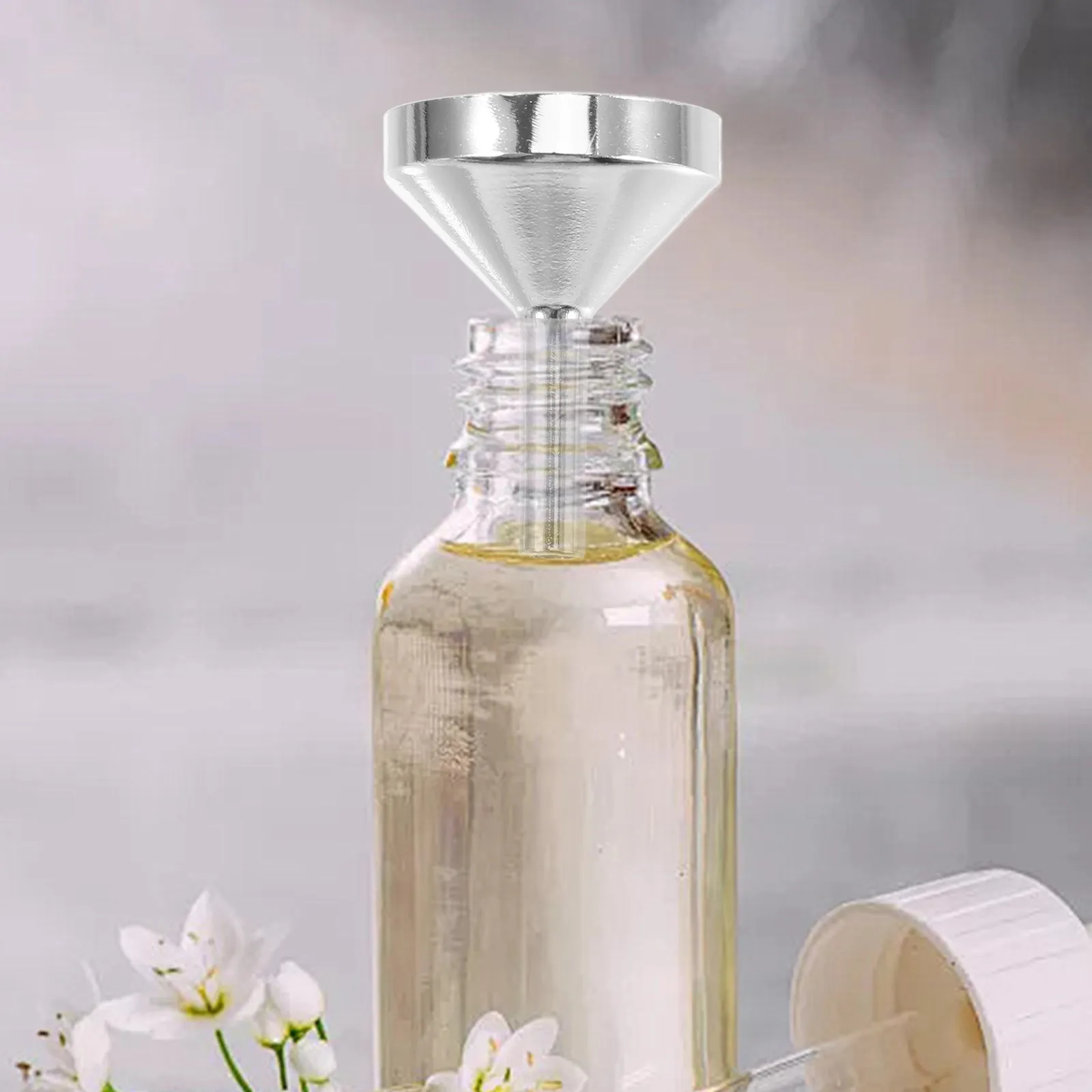 

1Set Metal Mini Funnels Small Bottle Filling Tool Perfume Essential Oil Refill Liquid Dispensing Funnel Funnel