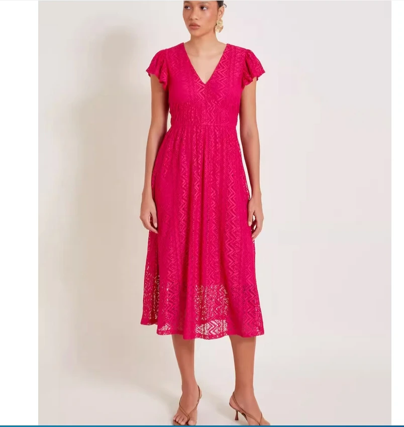 

Новый летний продукт, изысканное кружевное платье средней длины с v-образным вырезом и листьями лотоса, с коротким рукавом и высокой талией для женщин