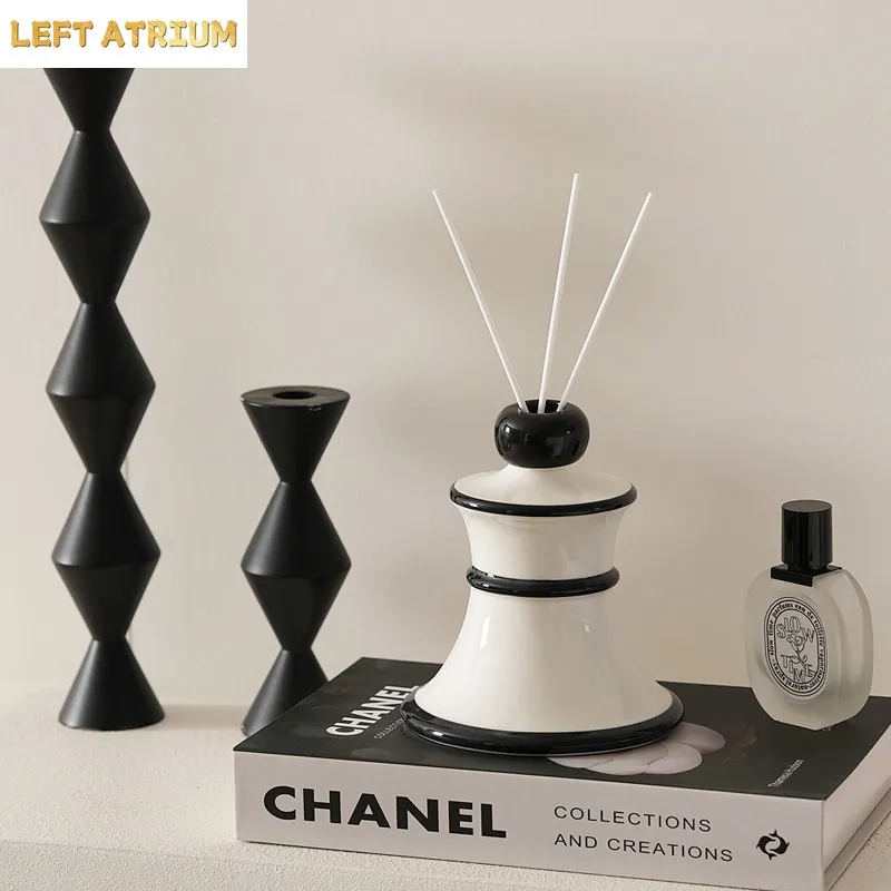 Ceramic aromatherapy bottle No fire aromatherapy volatile empty bottle Essential oil diffuser bottle Home decoration ornaments