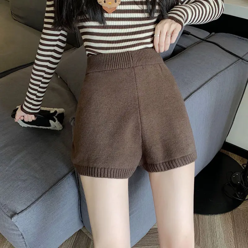 

Wedbleser Knitted Casual Shorts Women Autumn Winter Elastic High Waisted Wide Leg Outerwear Hip Hugging A-line Spicy Girl Shorts