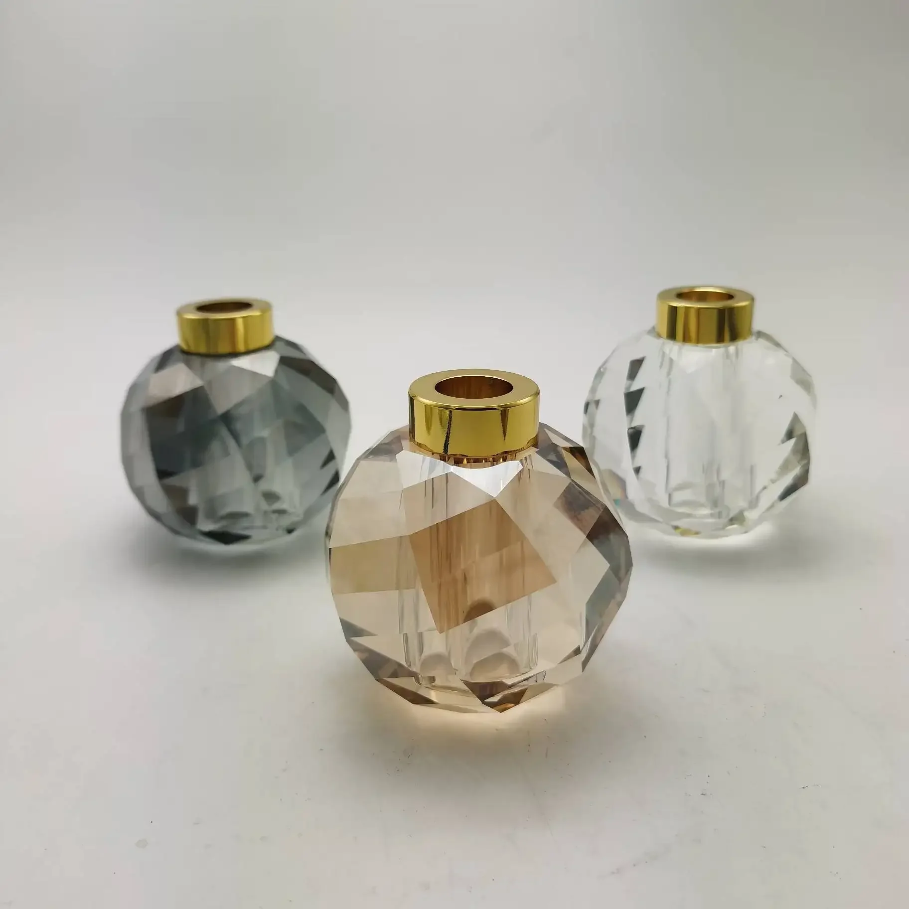 Geometric Diamond Shaped Crystal Glass Aromatherapy Bottle, Soap Dispenser, Bathroom Accessories, Shampoo Dispensing Container