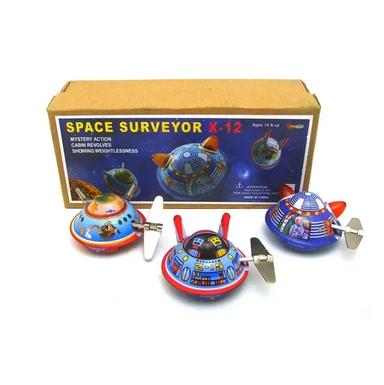 

[Funny] 3pcs/lot Adult Collection Retro Wind up toy Metal Tin UFO space ship space surveyor spaceman Clockwork toy vintage toy