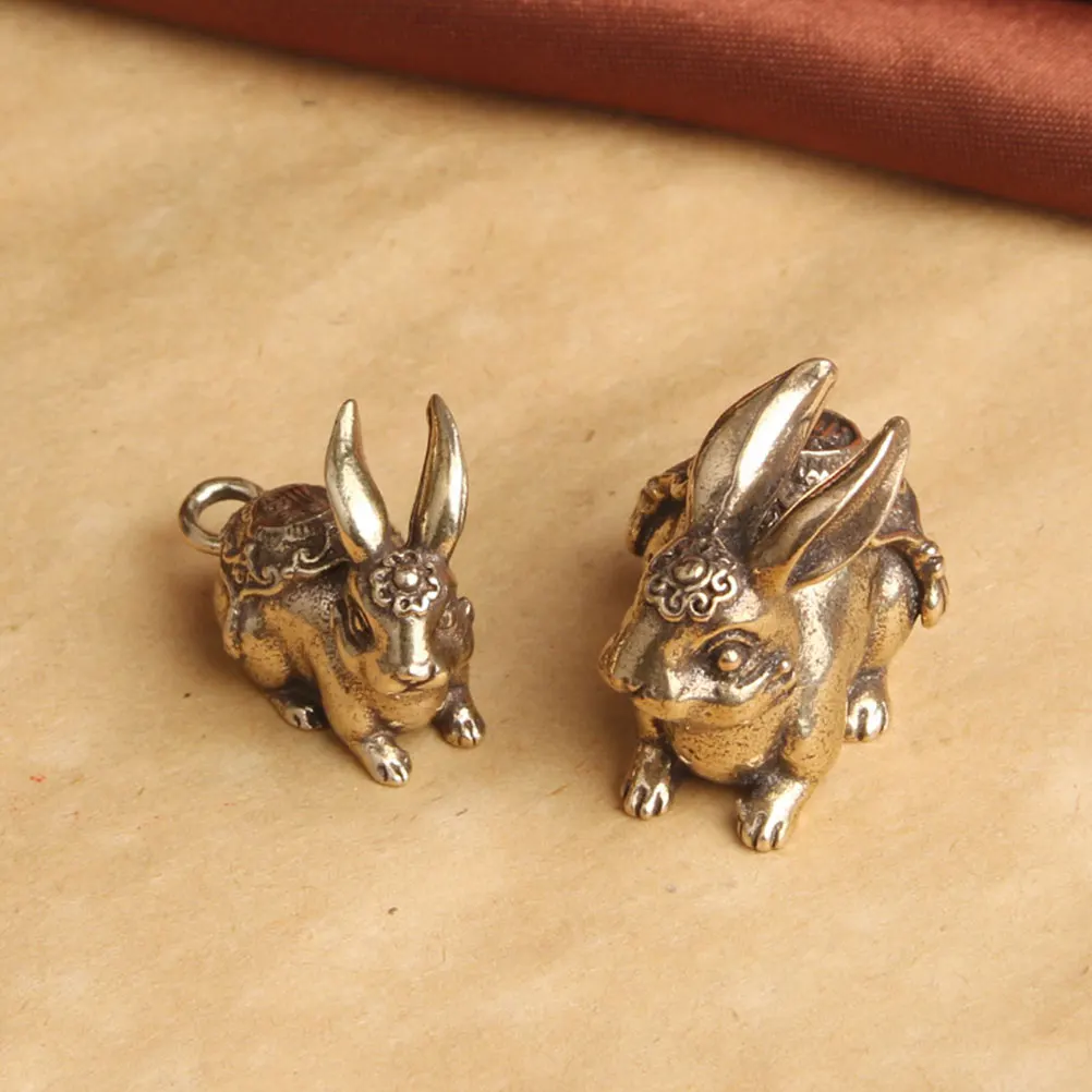 

4pcs Copper Rabbit Keychain Practical Pendant Vintage Crafts Decor DIY Retro Brass Bunny Pendants Desktop Adorn Wallet Necklace