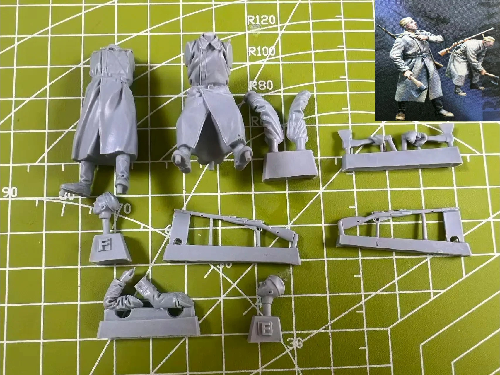

1: 35 Resin Model Soviet Mechanical Engineering Soldier State Scene Model Toy Unpainted (2 People)