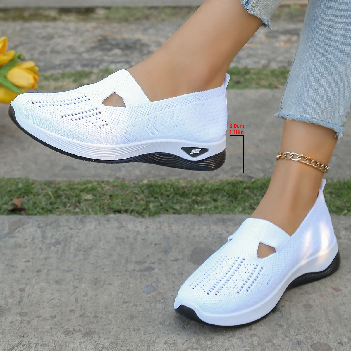 

Women's Summer Sports Shoes, Simple Single-color Shoes, Solid-color Mom Shoes Series of Casual Sports Shoes