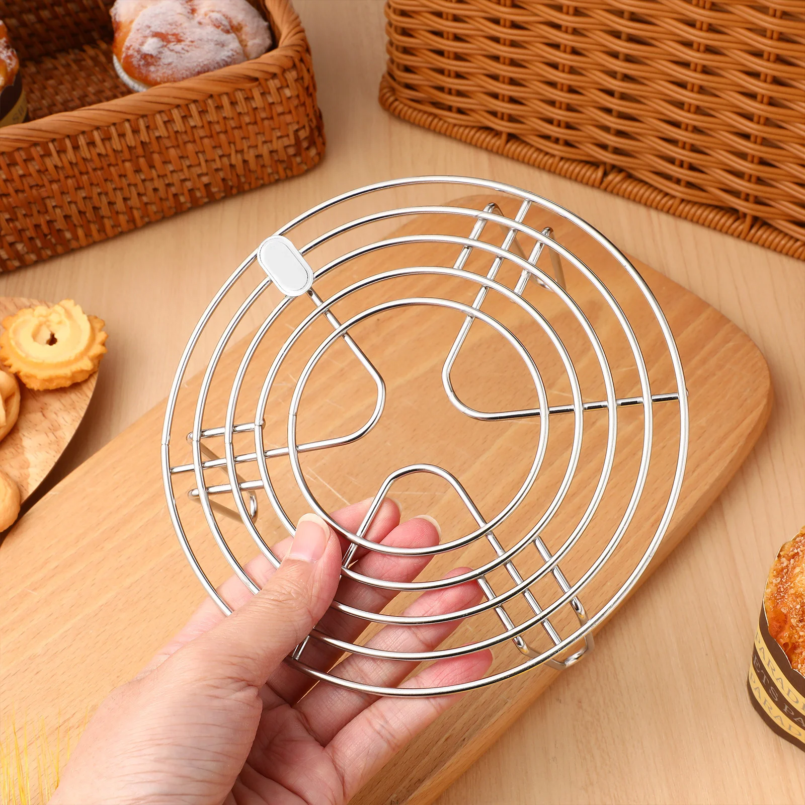 

Stainless Steel Round Cooling Rack Hollow Wire Design for Steaming Baking Pastry Cake Air Fryer Cooking Kitchen Tool