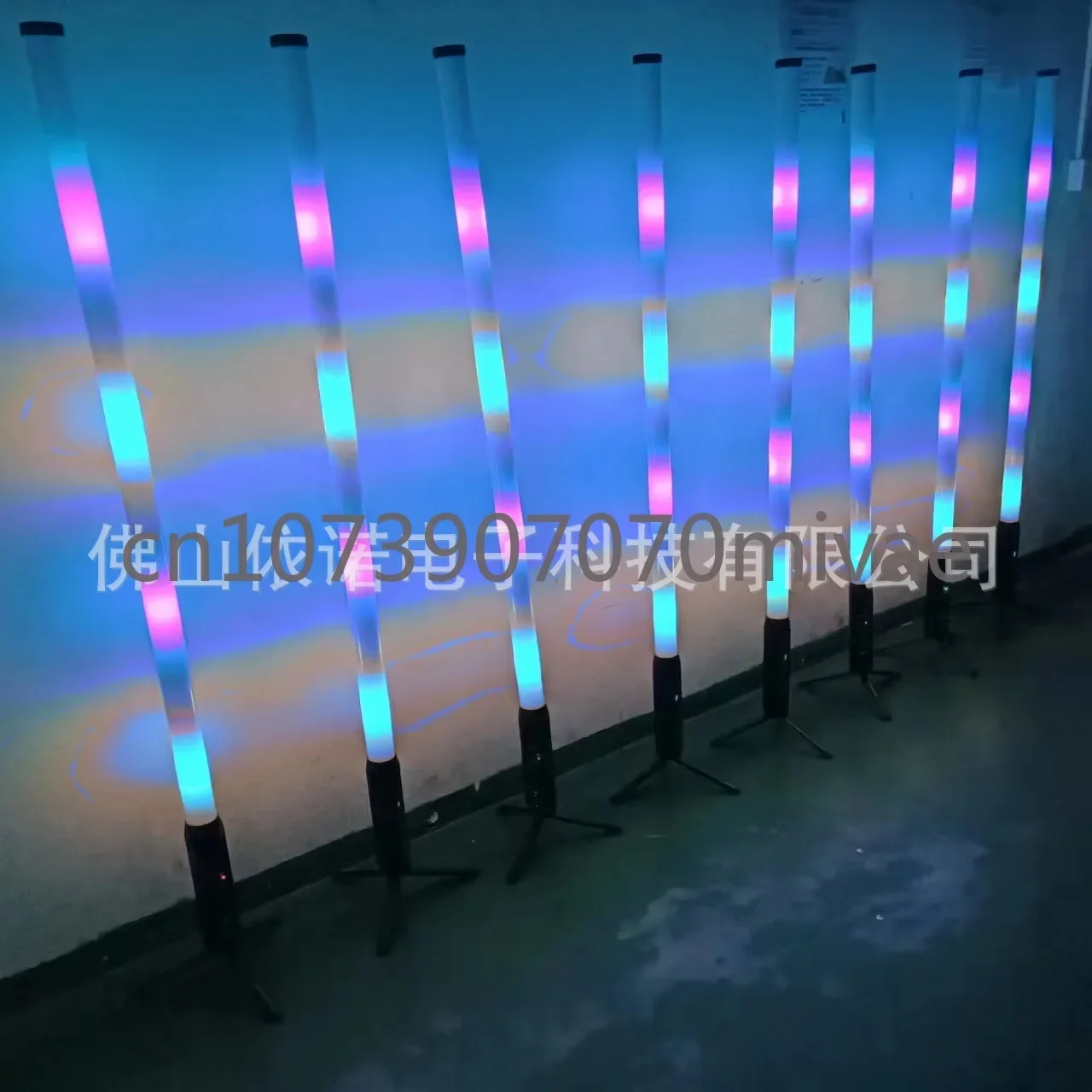 360 Degree Wireless Battery LED Luminous Pixel Tube Clear Bar Background Light Full Color Tube Stage Light